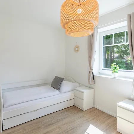 Norderreihe * Ostenfeld (Nordfriesland)